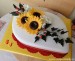 92. Elegantní dort se slunečnicemi a třezalkou