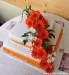 78. Svatební dort s převisem oranž. gerber